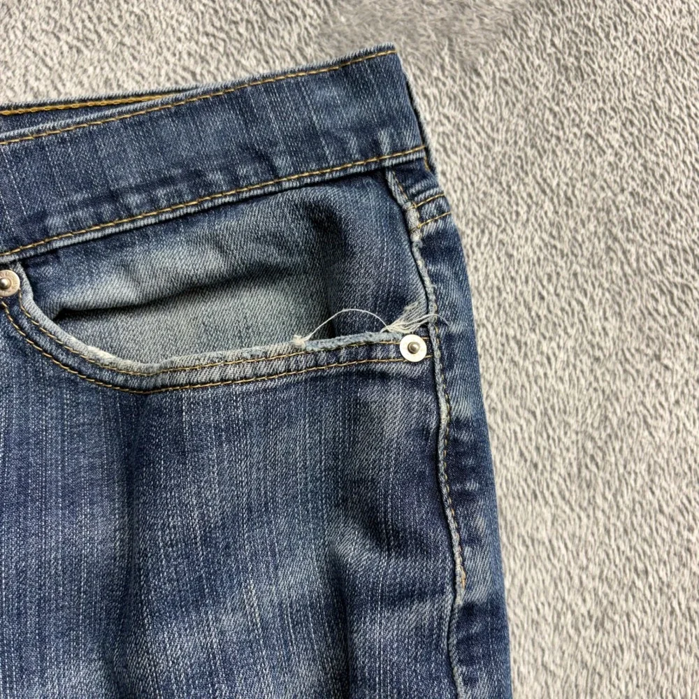 Levi's 514 Straight Fit Jeans Men 33x34 Blue Zip Fly Denim Good Condition